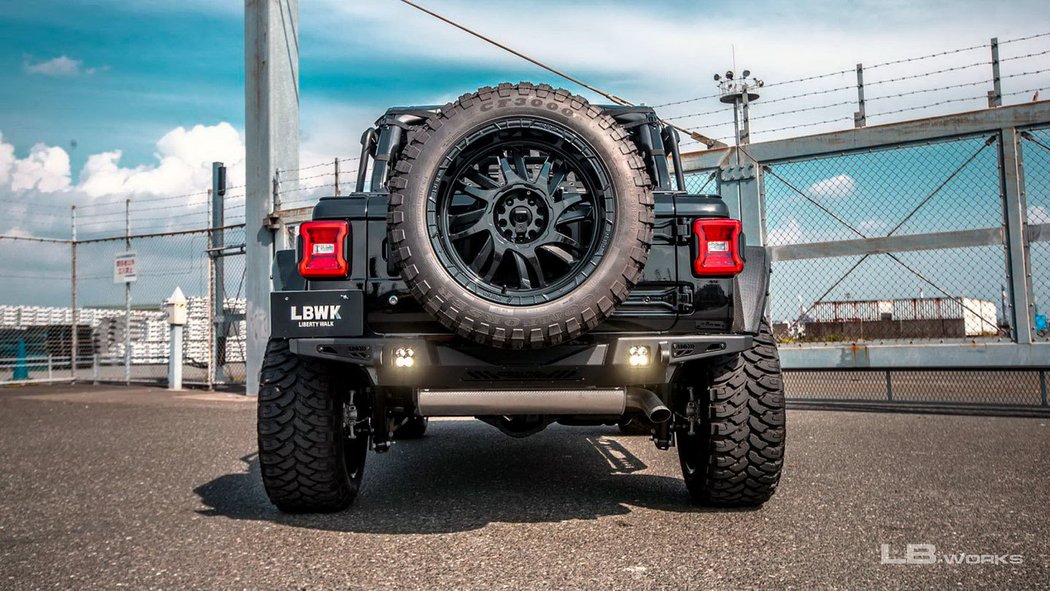 Liberty Walk Jeep Wrangler