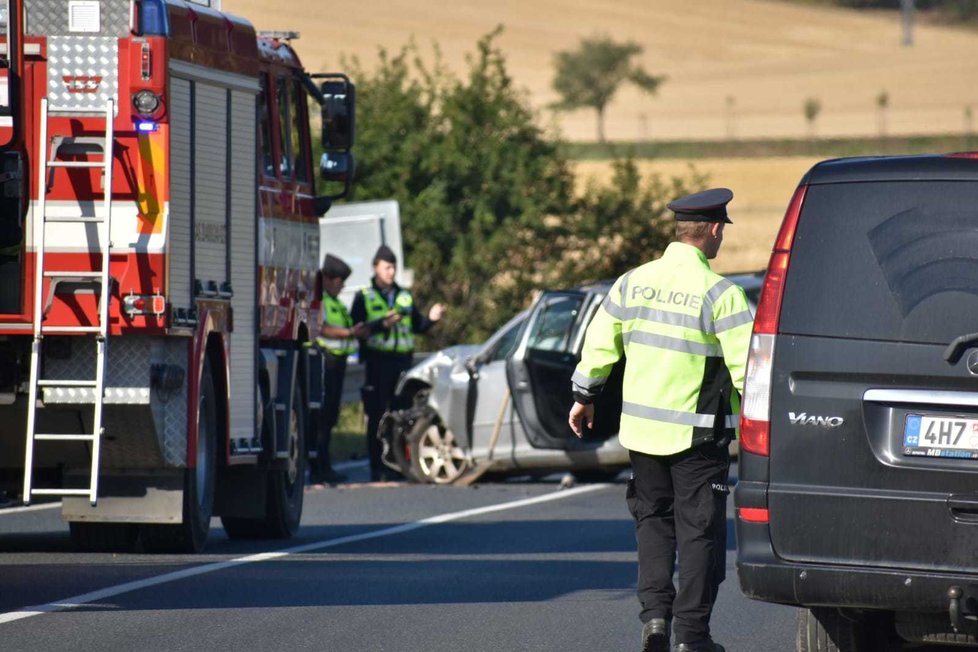 6. srpen 2020: Poblíž Líbeznice severně od Prahy došlo k fatálnímu střetu motorkáře a osobního automobilu. Motorkář nehodu nepřežil.