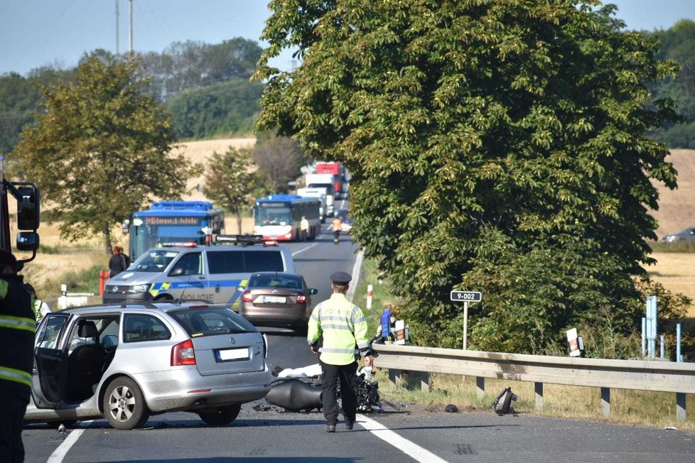 6. srpen 2020: Poblíž Líbeznice severně od Prahy došlo k fatálnímu střetu motorkáře a osobního automobilu. Motorkář nehodu nepřežil.