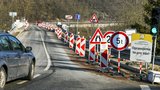 100 let starý most v Liblíně konečně opravují: Nahradí ho provizorium