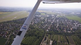 Blesk děkuje za spolupráci firmě PILOTEM NA ZKOUŠKU, která organizuje nejen vyhlídkové lety.