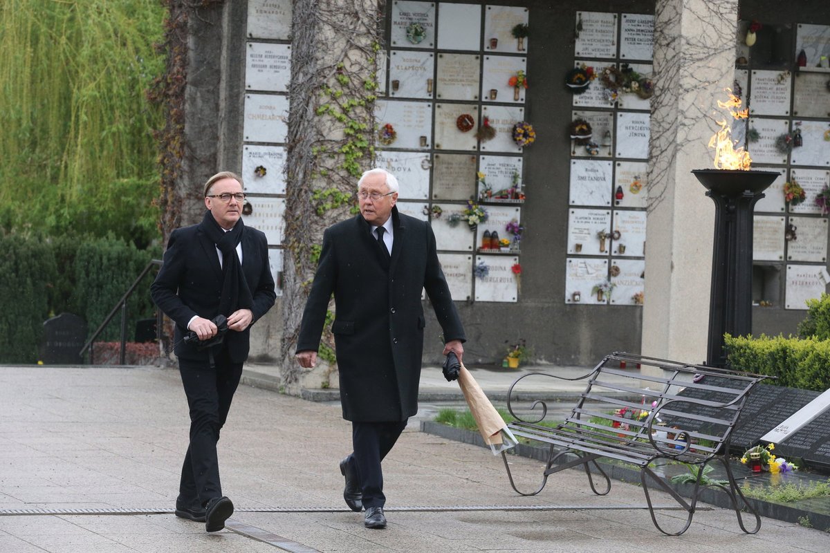 Poslední rozloučení s Libuškou Havelkovou v Praze-Strašnicích.