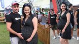 Těhotná Vojtková s břichem jako buben: Strach z porodu přirozenou cestou