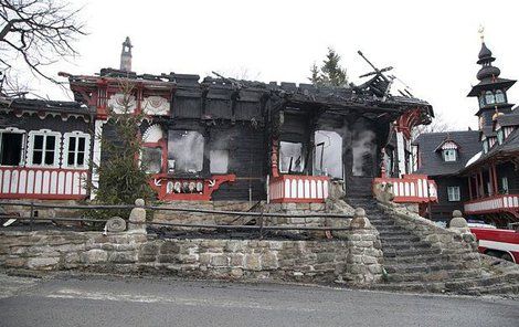 Březen 2014 Vyhořelý Libušín.