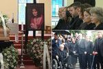 Dojemný pohřeb Libušky Šafránkové (†68): Přehlídka celebrit a smutný pohled na zdrcenou rodinu!