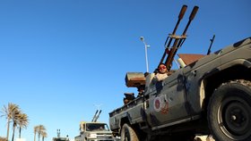 Jedenáct mrtvých a 23 zraněných si vyžádaly boje v jižní části Tripolisu. (7.4.2019)