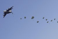NATO jde na to: Kaddáfího zpacifikuje i ČR