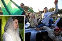 Kaddáfího krásná dcera vyrazila na frontu