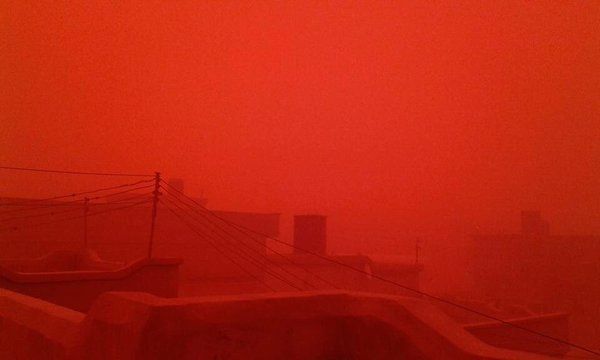 Záběr z Marsu? Ne, to je písečná bouře v Libyi.