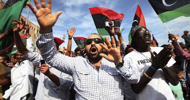 Sídlo Islámského státu v Libyi padlo. Syrtu obsadily vládní síly 