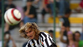 Vlastní i podíl na Juventusu Turín