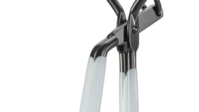 Kleštičky na řasy, Onyx Great Grip Eyelash Curler, Tweezerman, prodává: profimed.cz, 399 Kč