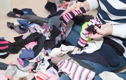 Kam doma mizí ztracené ponožky? Praktické tipy, jak záhadu vyřešit!