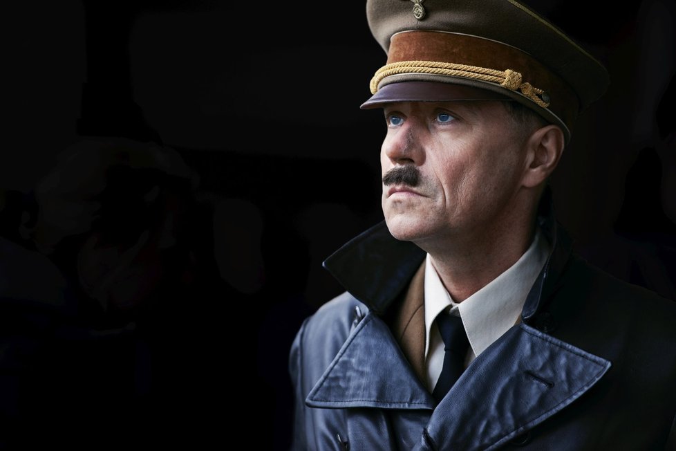 Pavel Kříž jako Adolf Hitler ve filmu Lída Baarová
