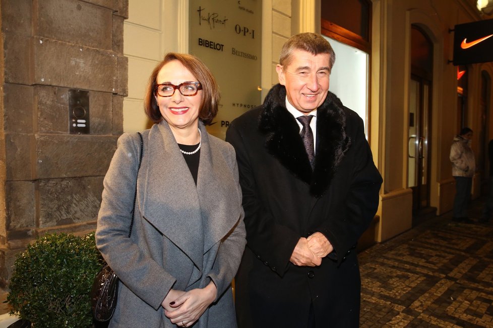 Ministr financí Andrej Babiš dorazil v doprovodu pražské primátorky Adriany Krnáčové.