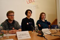 Spor s přeživšími z Lidic: Ředitelka památníku rezignovala, 10 pracovníků končí s ní
