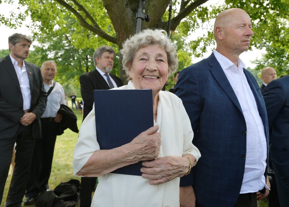 V Lidicích na Kladensku si lidé 15. června 2019 při pietním aktu připomněli 77 let od vyhlazení obce nacisty. Na snímku je Marie Šupíková, která jako dítě tragédii přežila.
