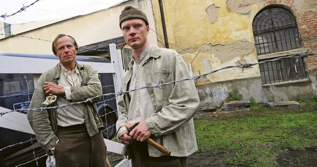 Karel Roden i Jan Budař točili v pauzách, kdy nepršelo