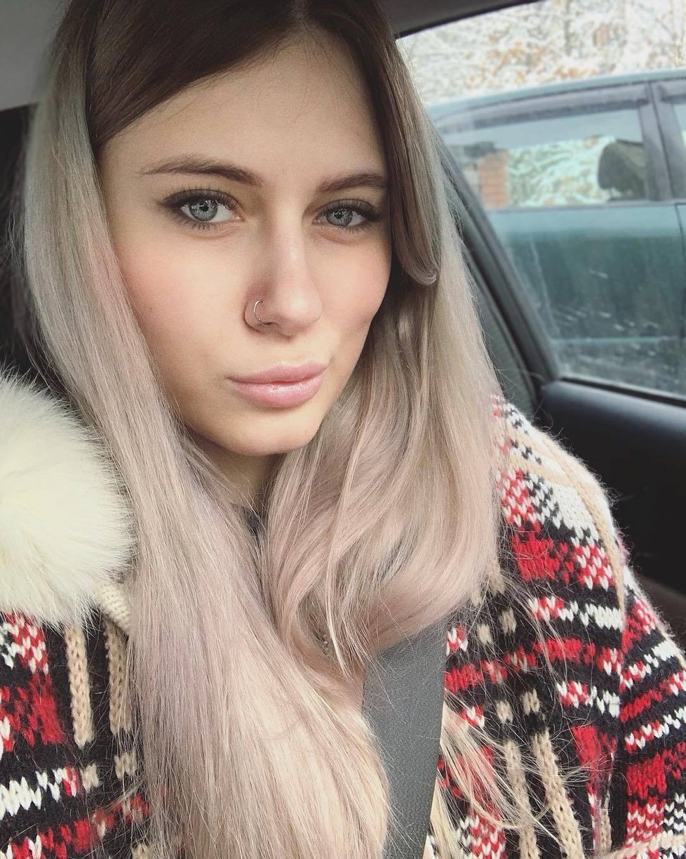 Nejvíce sexy hráčka pokeru světa Lilija Novikova (†26) zemřela při nehodě v koupelně.