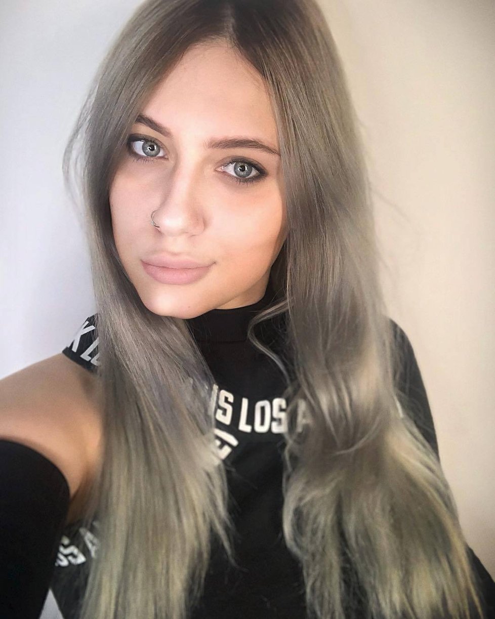 Nejvíce sexy hráčka pokeru světa Lilija Novikova (†26) zemřela při nehodě v koupelně.