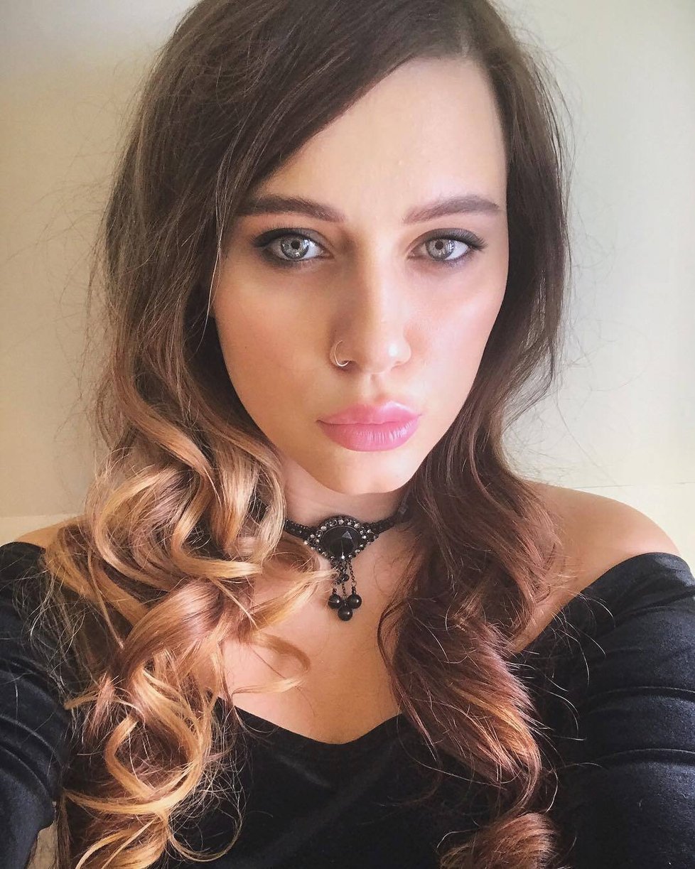 Nejvíce sexy hráčka pokeru světa Lilija Novikova (†26) zemřela při nehodě v koupelně.