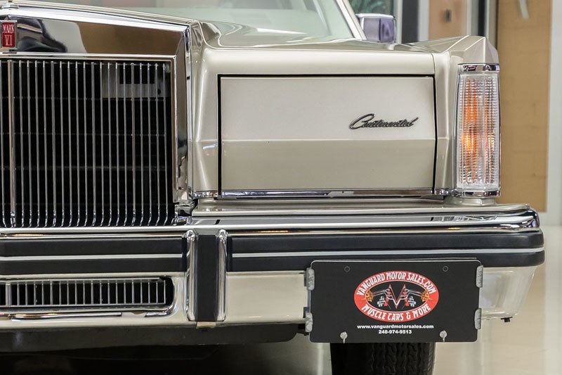 Lincoln Continental 