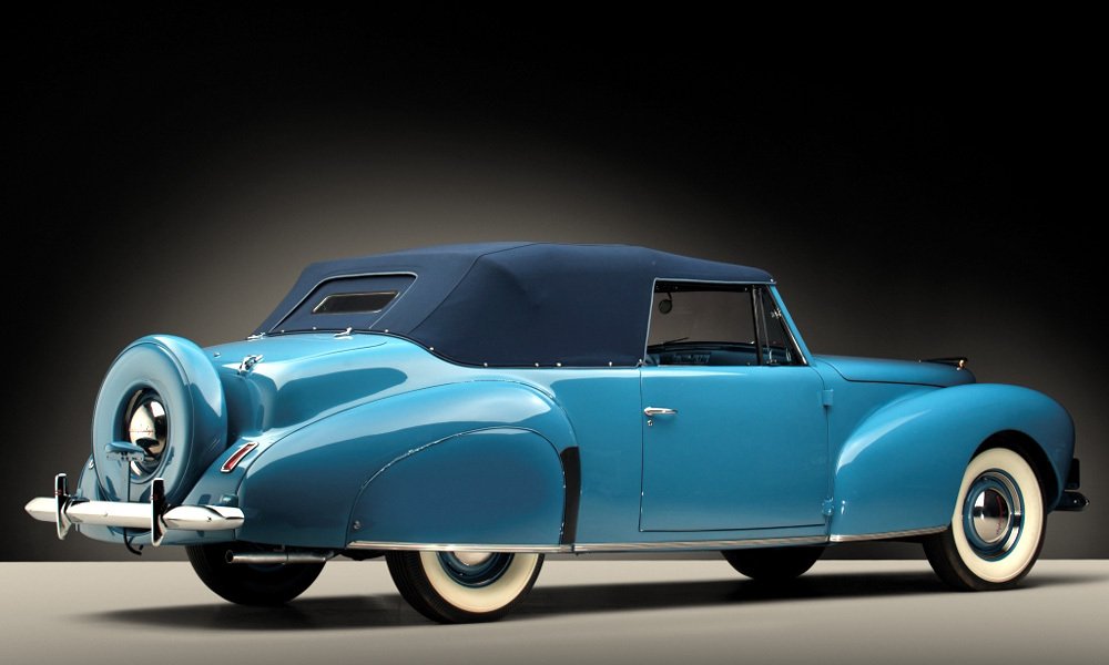 V roce 1940 byly vyrobeny zhruba čtyři stovky Continentalů, převážně kabrioletů a pár kupé.