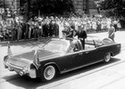Co se stalo s limuzínou Kennedyho? Death Car využívali další čtyři prezidenti