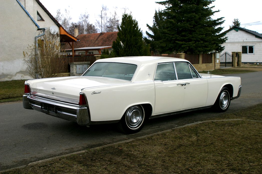 Lincoln Continental