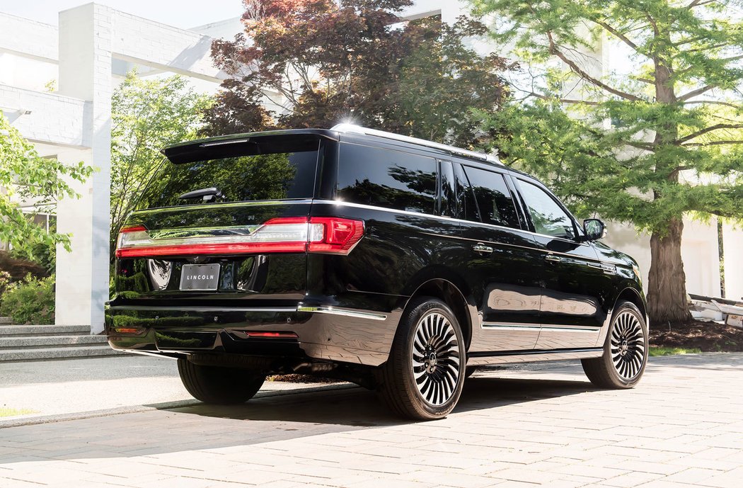 Lincoln Navigator