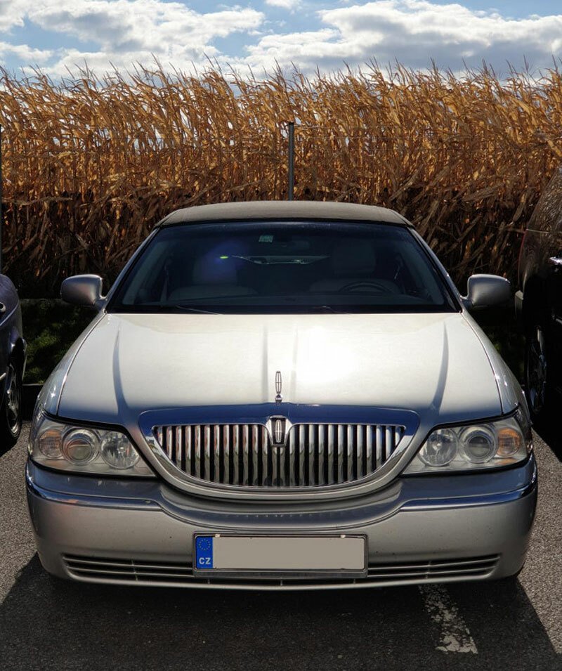 Lincoln Town Car