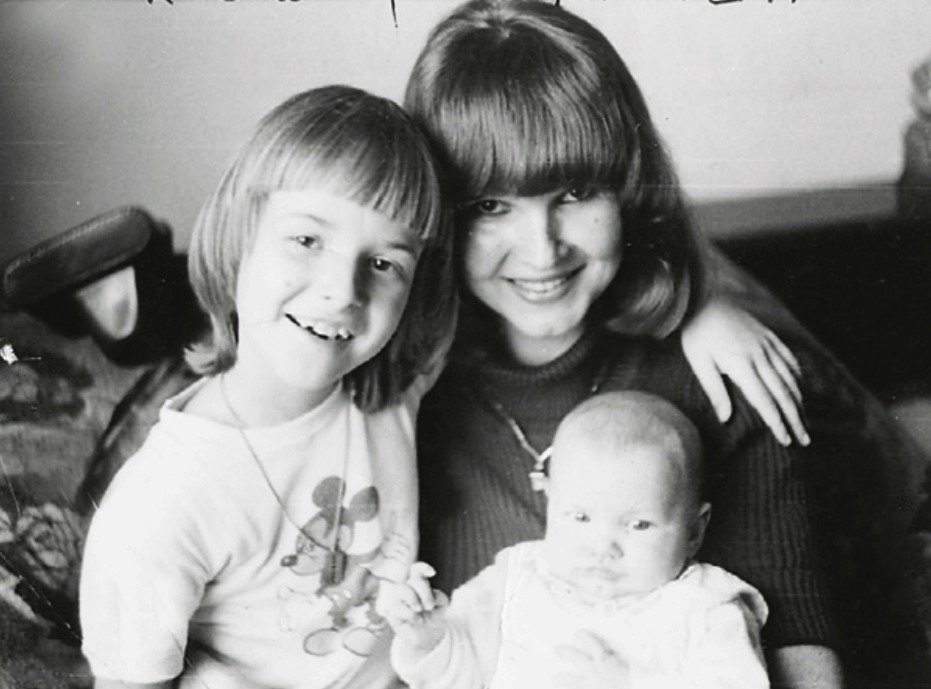 Malá Linda Finková (vlevo) se svojí maminkou Ludmilou