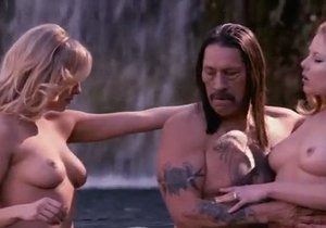 Lindsay Lohan se ve filmu objeví s Dannym Trejem