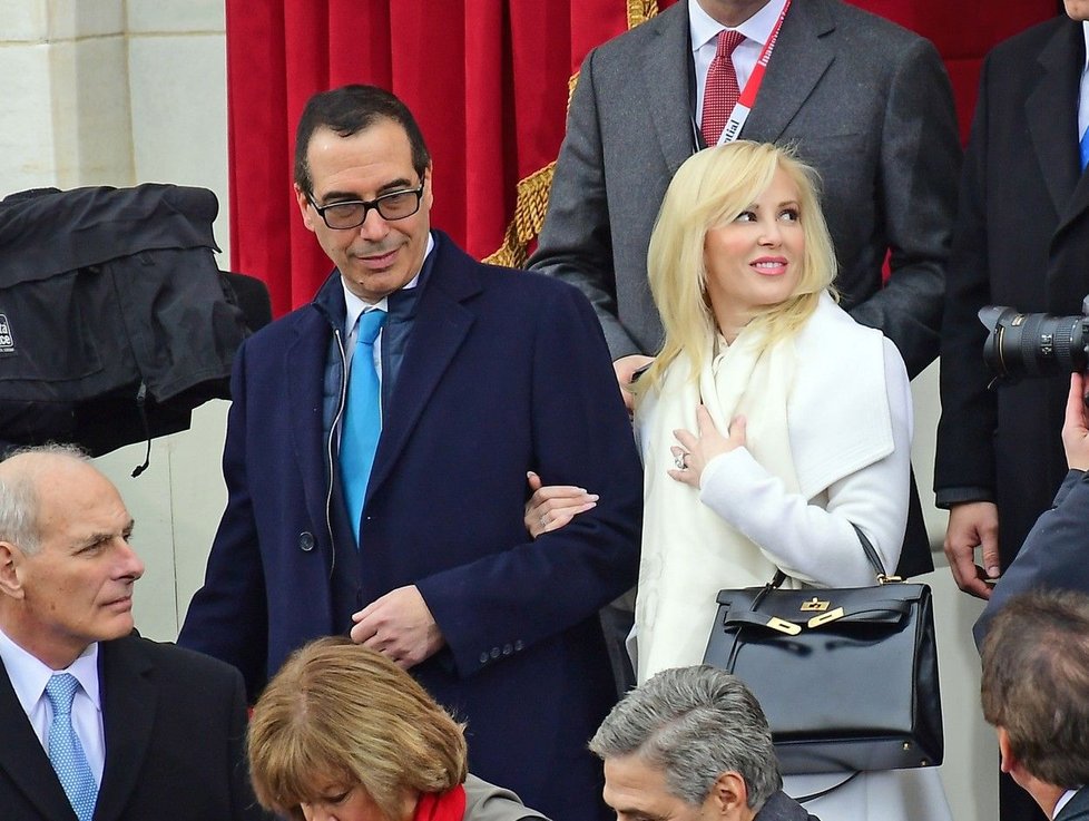 Steve Mnuchin a Lousie Lintonová