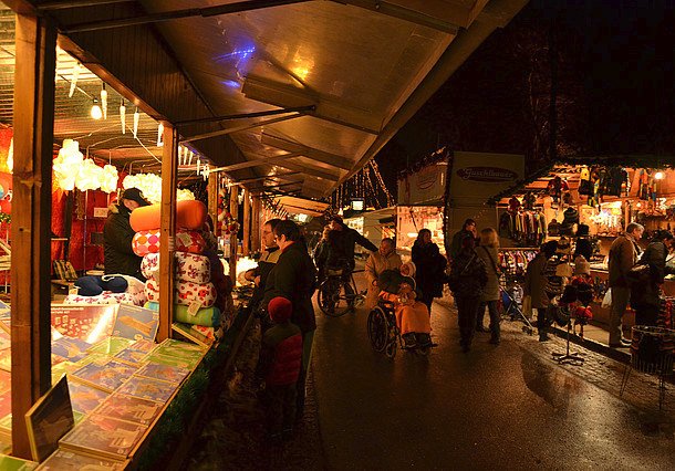 Adventní trh Volksgarten