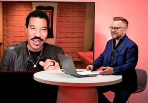 Lionel Richie poskytl Blesku online rozhovor