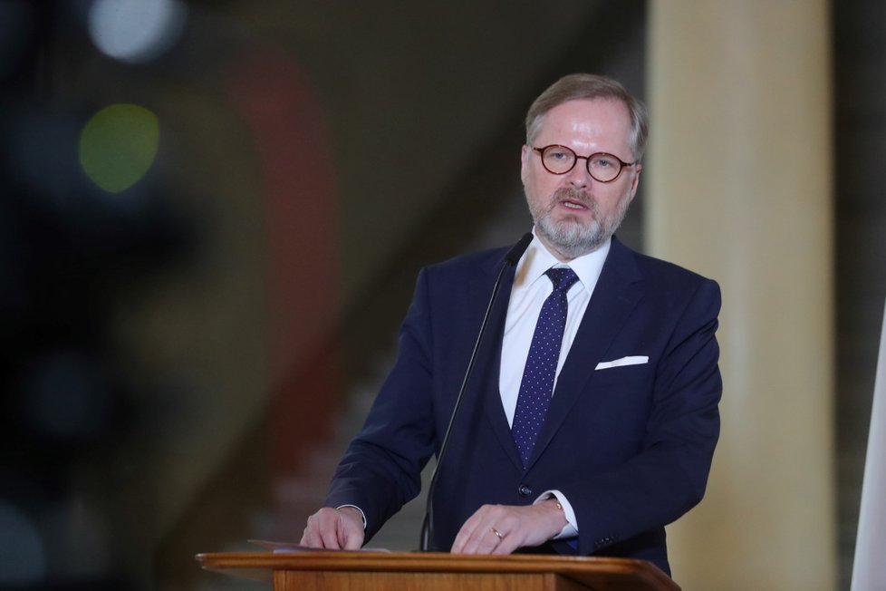 Premiér Petr Fiala (ODS) během bilanční návštěvy na ministerstvu zahraničních věcí (6. 2. 2023)