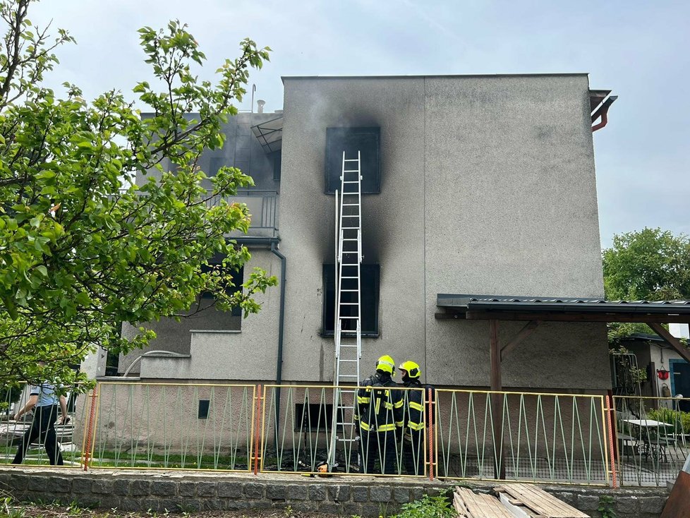 Požár rodinného domu v Lipníku nad Bečvou