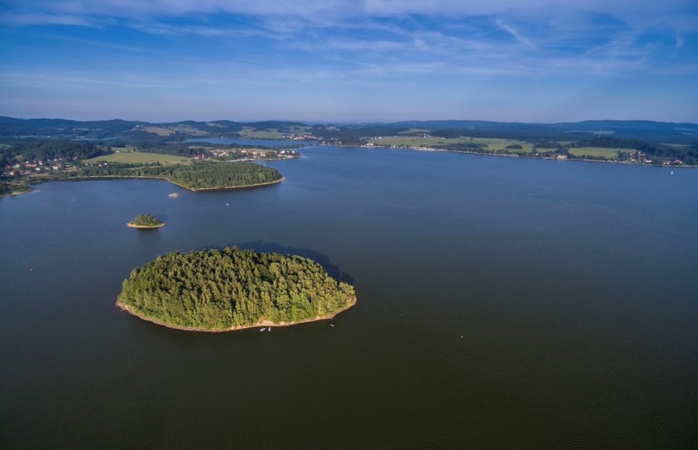 Lipno patří mezi nejoblíbenější dovolenkové destinace v Česku