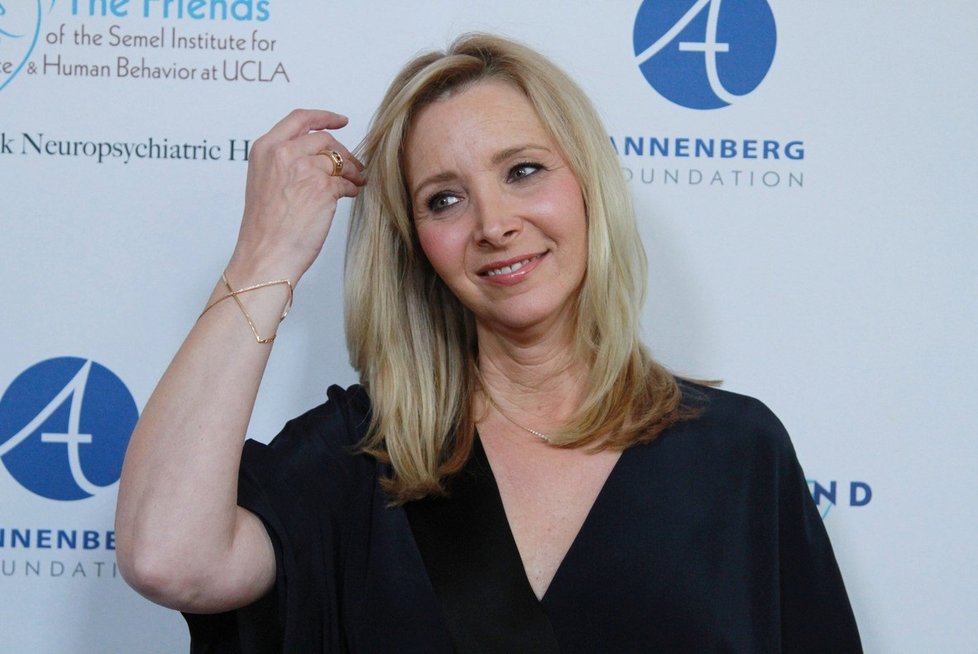 Lisa Kudrow (53) v březnu 2017. Už od roku 1995 je provdaná za Michela Sterna a mají spolu syna Juliana (18).