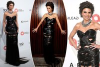 Hvězda Melrose Place se toho nebojí: Šaty z pěti kilogramů lidských vlasů!