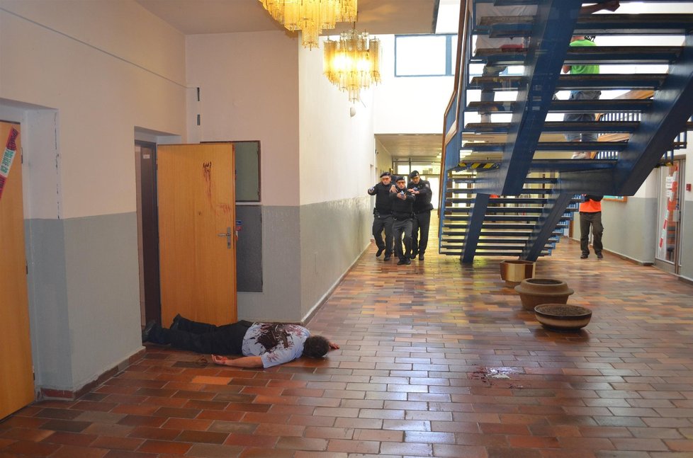 Oběti hráli studenti Jihočeské univerzity.