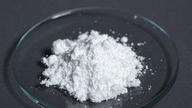 Čisté lithium se prodává za asi trojnásobek ceny vytěženého surového kovu.