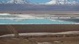 Odkalovací nádrže lithiového dolu v Chile