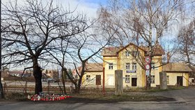 Při tragické nehodě v Litomyšli uhořeli tři lidé, čtvrtý se vážně zranil. Na místě vzniklo pietní místo.