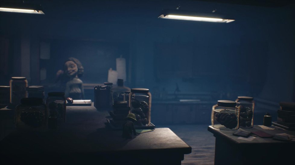 Hororová hopsačka Little Nightmares II pro PlayStation 4. (Screenshoty pocházejí z hraní na PlayStation 5.)