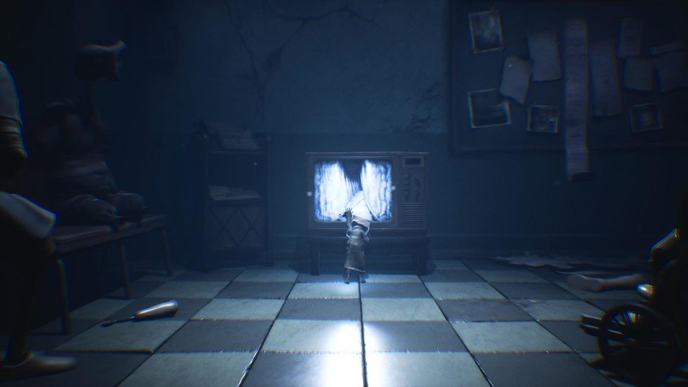 Hororová hopsačka Little Nightmares II pro PlayStation 4. (Screenshoty pocházejí z hraní na PlayStation 5.)