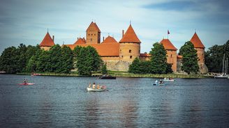 Litva: Mezi hrady a dunami