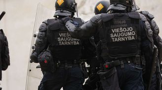 Litva vyhlásila nouzovou situaci kvůli pašeráckým balónům z Běloruska Litva vyhlásila nouzovou situaci kvůli pašeráckým balónům z Běloruska