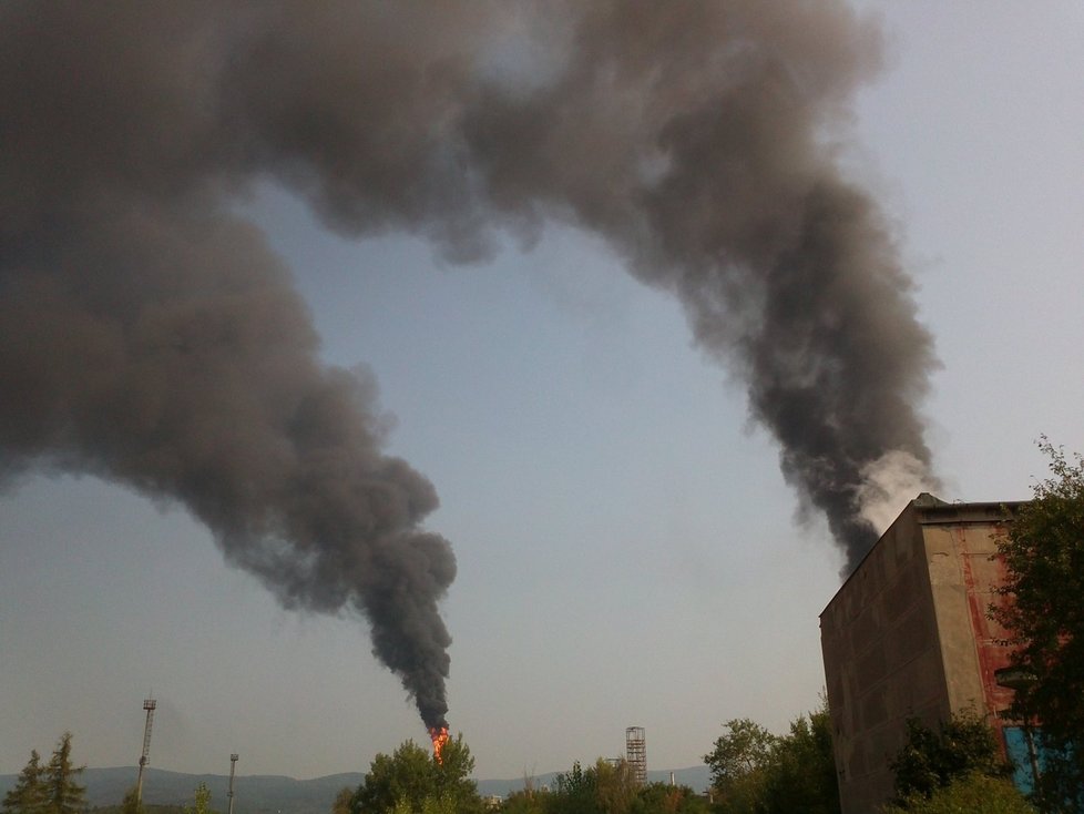 V litvínovské chemičce došlo 13. srpna k výbuchu a následnému požáru.